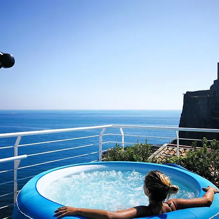 Holiday home The Sea Feel Aci Castello