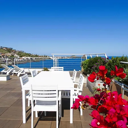 Holiday home The Sea Feel Aci Castello